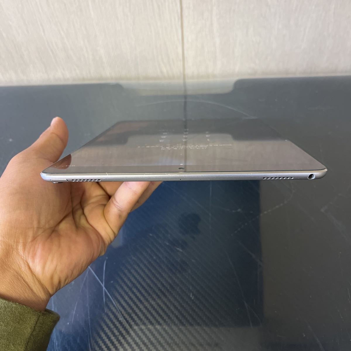 Apple iPad Pro10.5 A1701 アクティベーションロック解除なし 中古