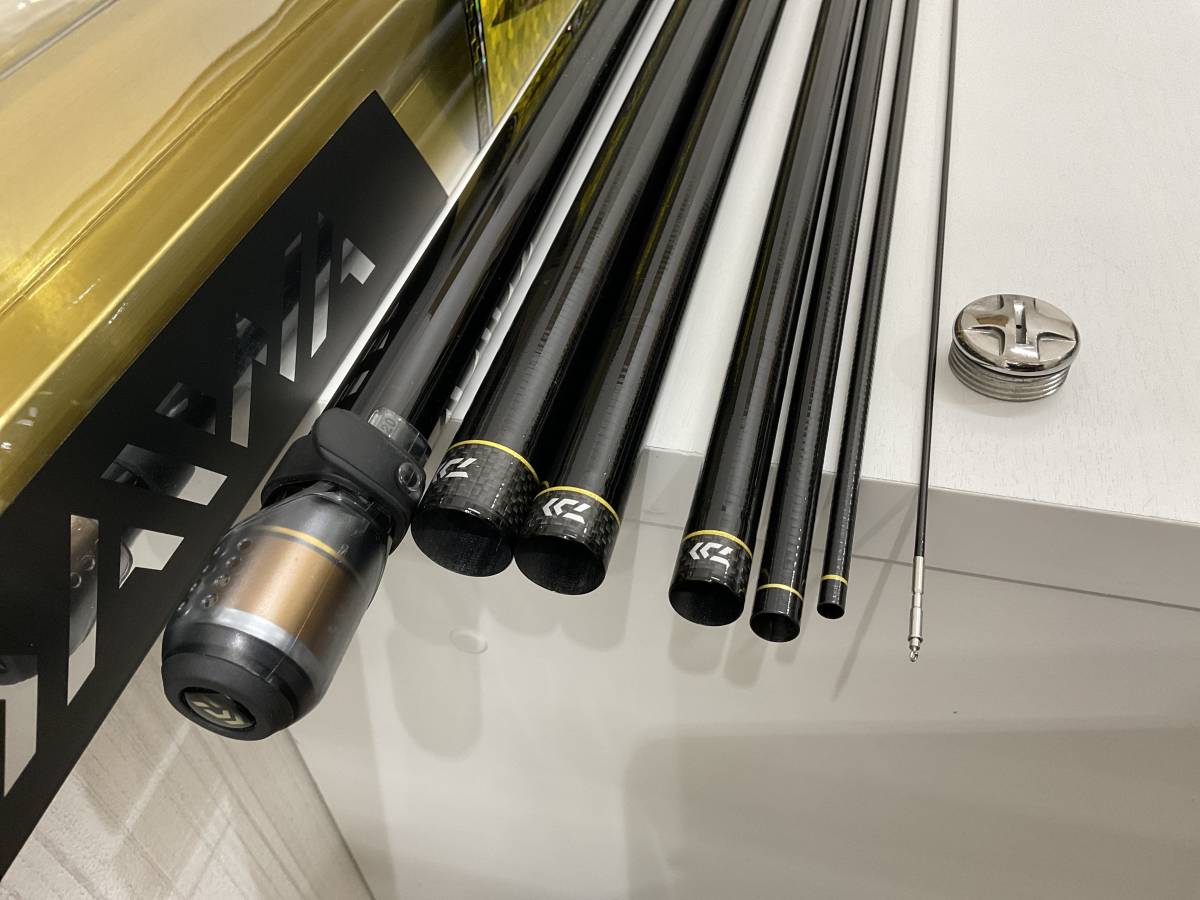 鮎釣竿 DAIWA アバンサー（AVANCER）早瀬抜 80・R 中古品 箱、布袋入