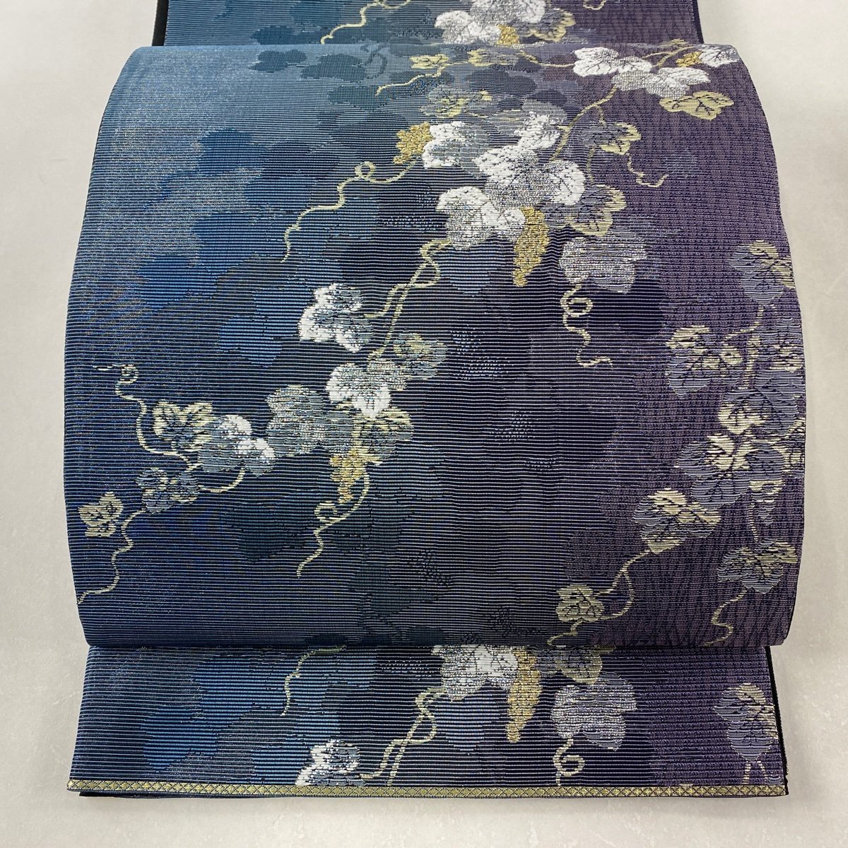 袋帯 美品 名品 竹青 バンブー糸 葡萄唐草 箔 銀糸 深緑 六通 正絹 【中古】