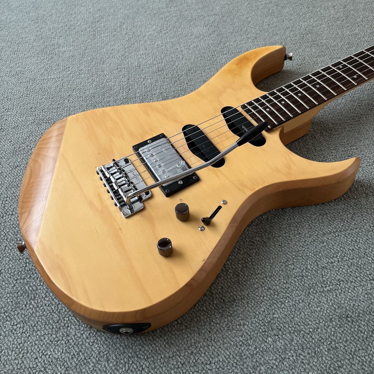 fernandes ストラトタイプ フェルナンデス エレキギター FSR ジャンク