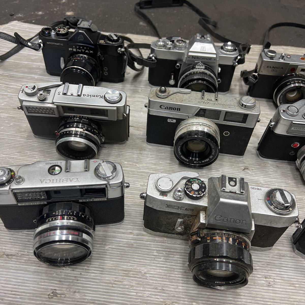 PENTAX Canon OLYMPUS MINOLTA Nikon vs など R5」やソニー「α7C」など