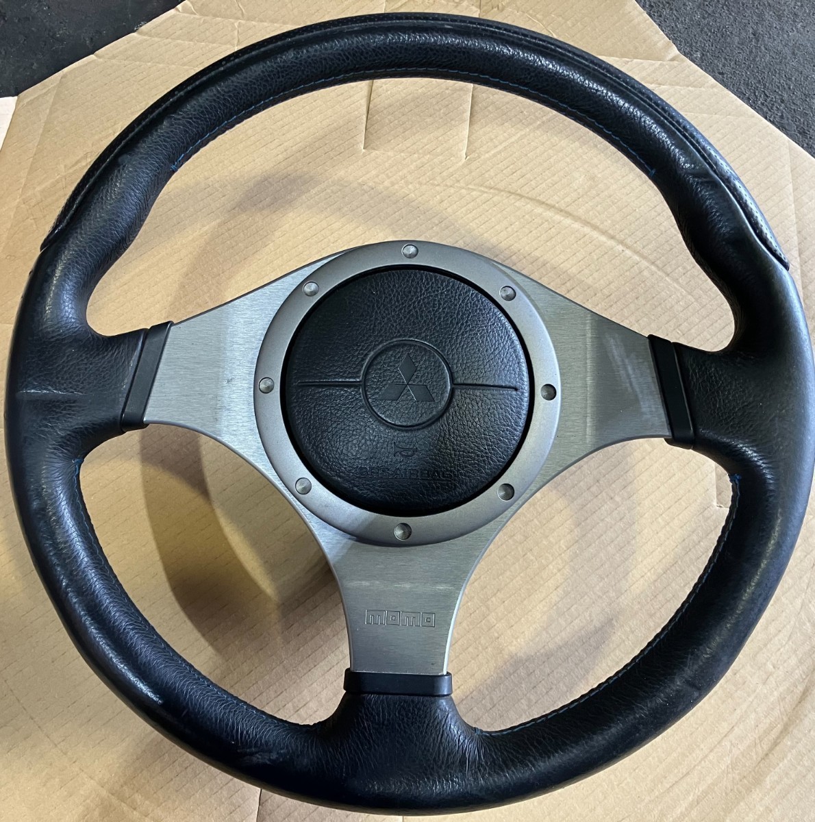 ランエボ 純正ステアリング MOMOステアリング ランエボ7 CT9A ランサー