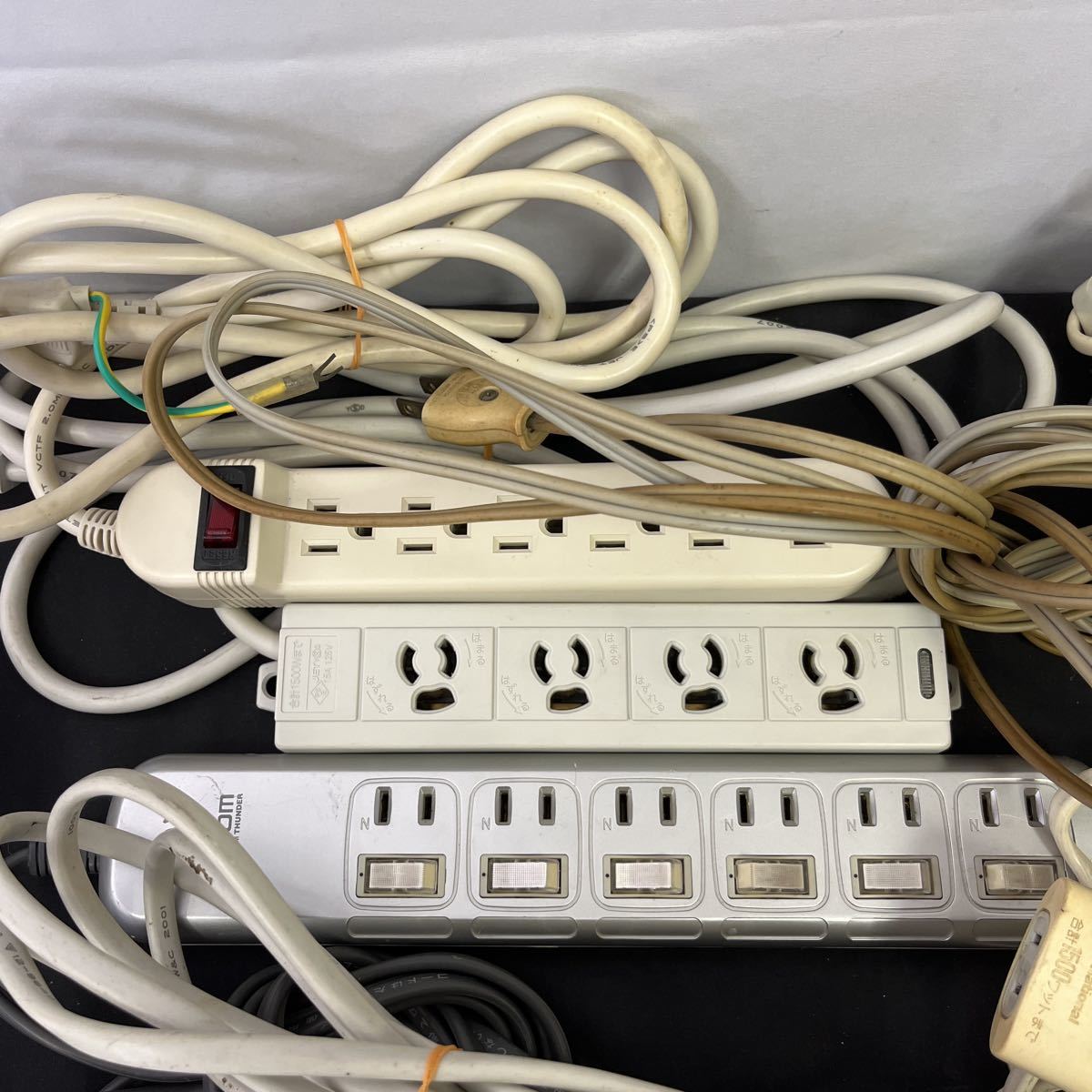 電源タップ 延長コード OAタップ 4個口 電源コード Yahoo!オークション 