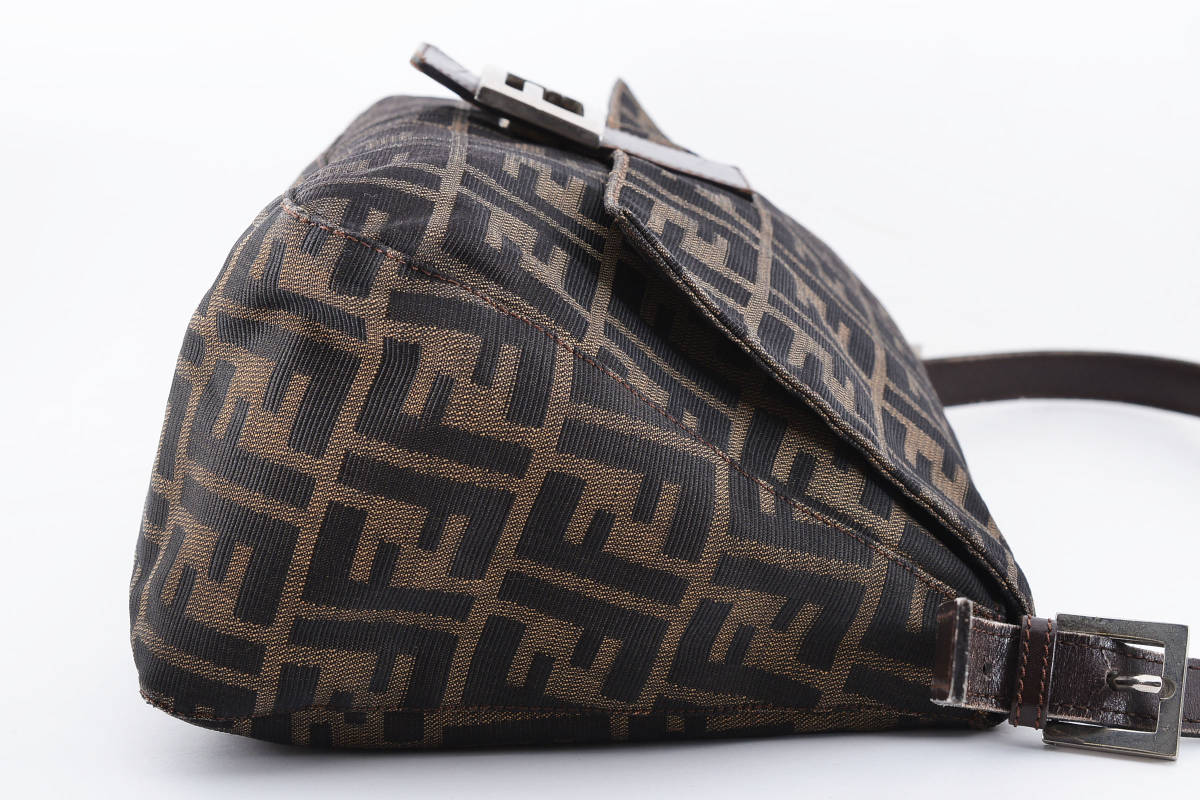 1円 FENDI フェンディ ズッカ キャンバス レザー マンマバケット 