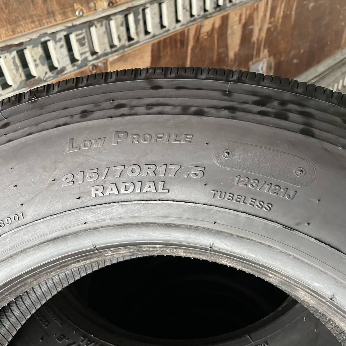 215/70R17.5 123/121J LT ブリヂストン R170 サマータイヤ 215/70/17.5