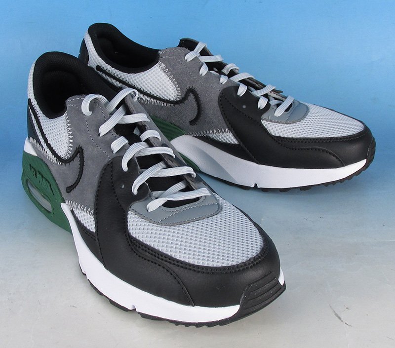 MYF14138 NIKE ナイキ エア マックス エクシー CD4165-018 スニーカー 