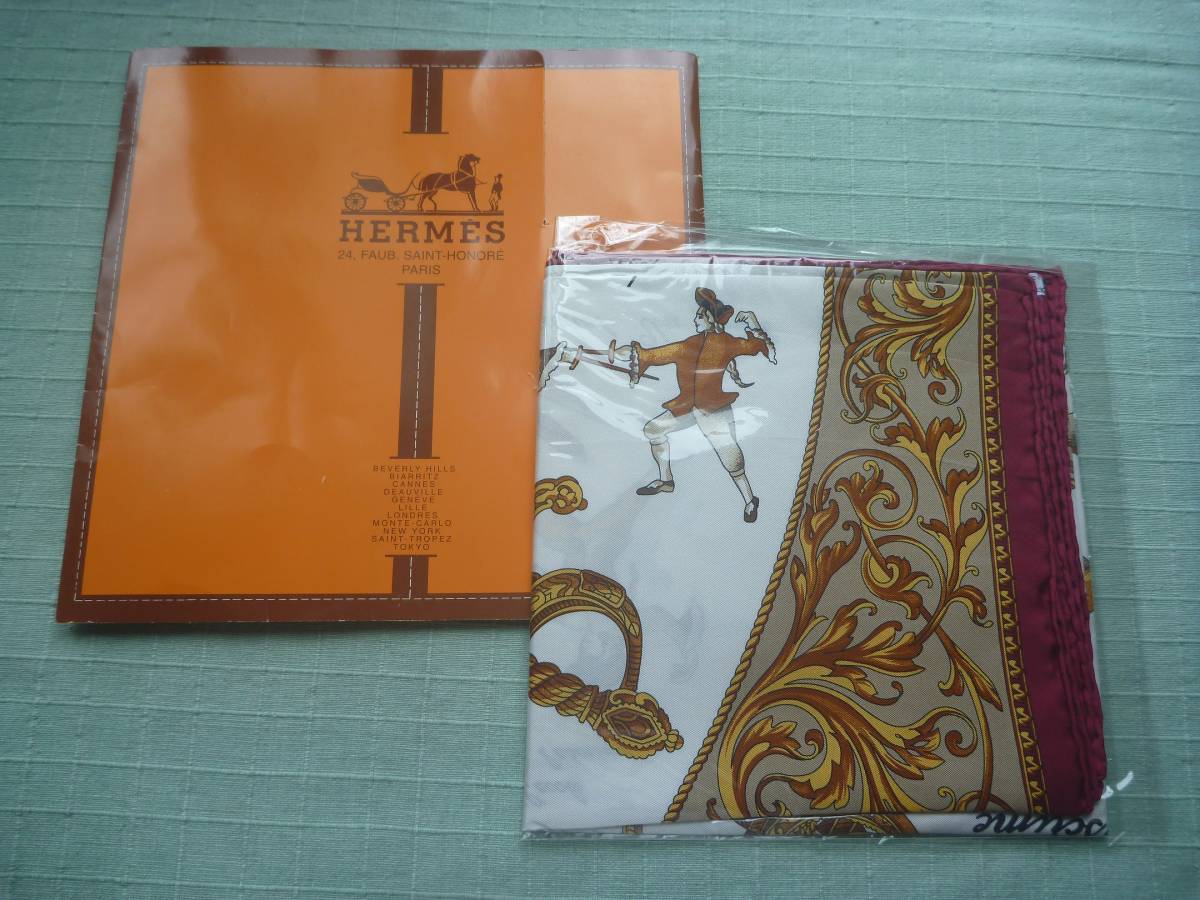 HERMES エルメス カレ90 1950年デザイン 『TRAITE' シルク100