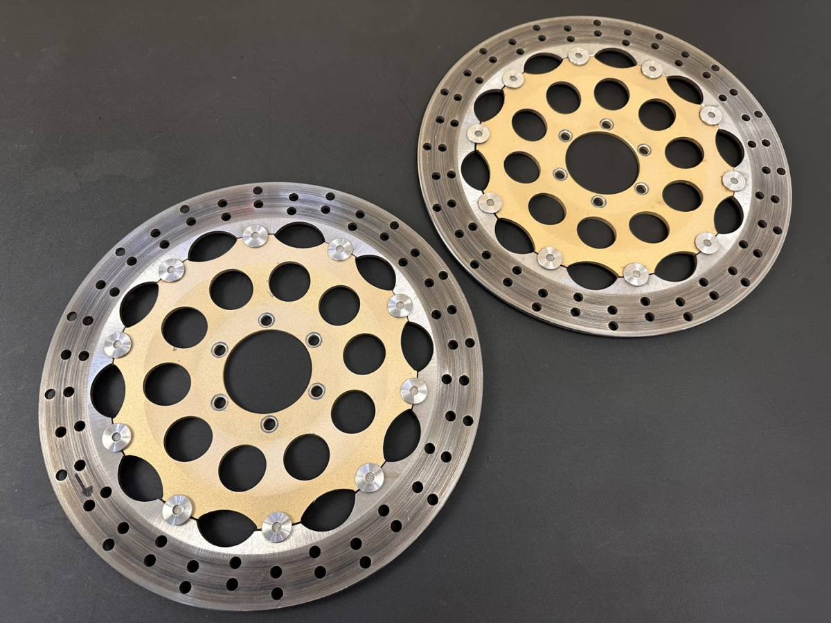 ◆Z32 売切り! M900 900SS 748 916 996 998 SS1000 ST2 ST4 純正 φ320 フロントブレーキ ディスク 左右セット