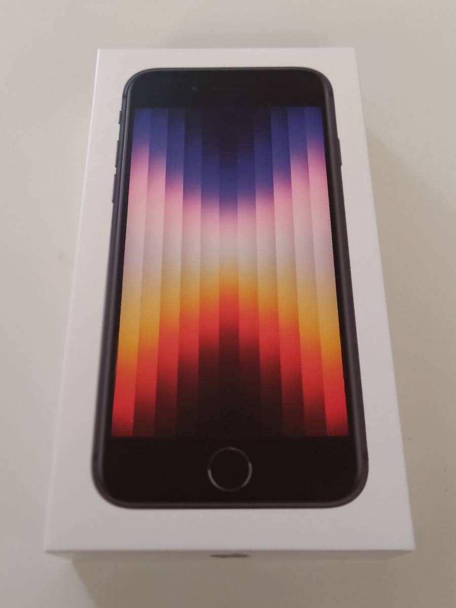 iPhone SE (第3世代) ミッドナイト 64 GB Apple 【公式通販】