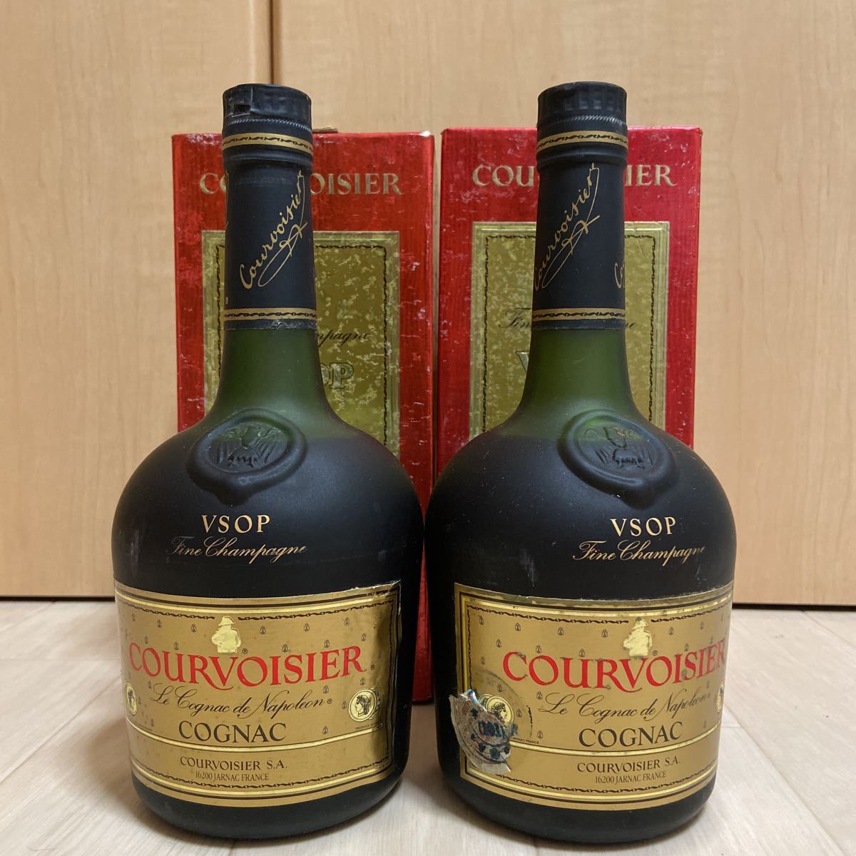 COURVOISIER NAPOLEON & VSOPコニャック2本セット 2本セット】COURVOISIER VSOP クルボアジェ VSOP 未開栓 700ml VSOP