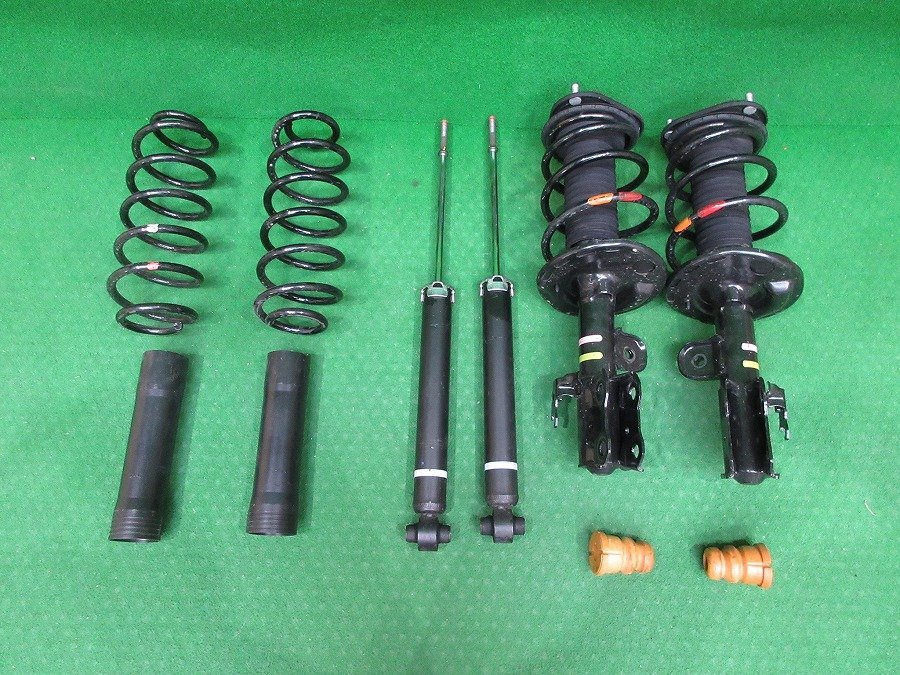 美品★ プリウス ZVW30/ZVW35 純正 サスペンション/サス/ショック/スプリング フロント:A0943-44548/A0943-44549 リア:48530-47080