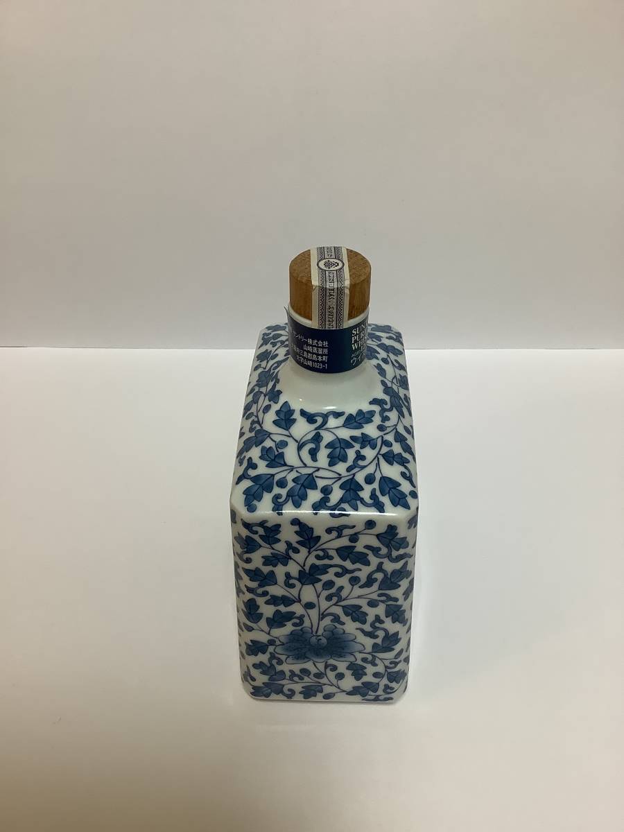 サントリー ピュアモルトウイスキー 山崎12年 有田焼 染付牡丹唐草亥絵