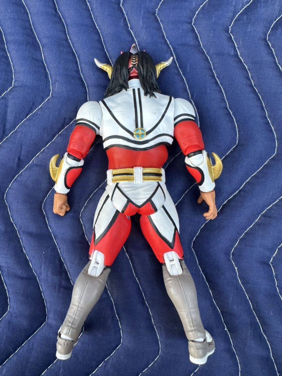獣神サンダーライガー