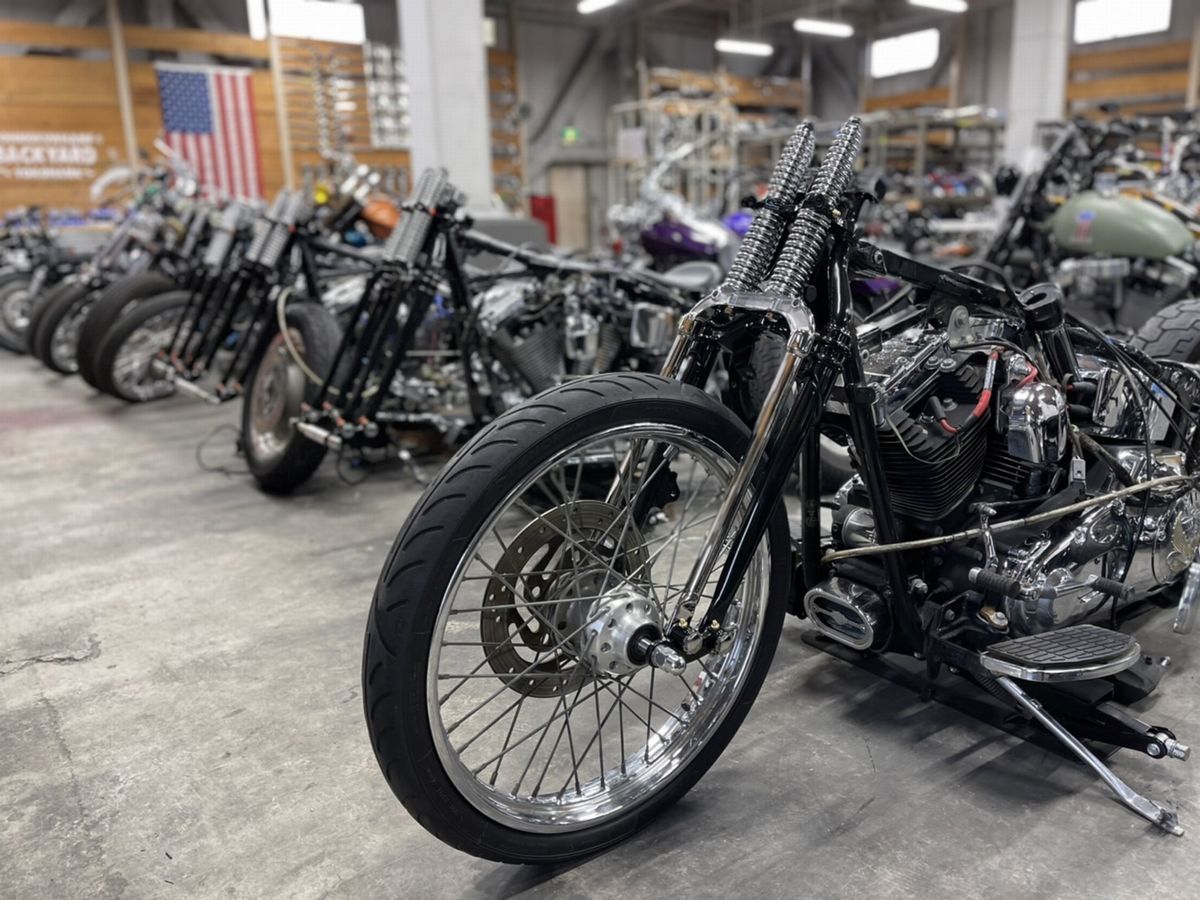 業界最安値】74スプリンガーフォーク19“ ハーレー・ショベル・パン