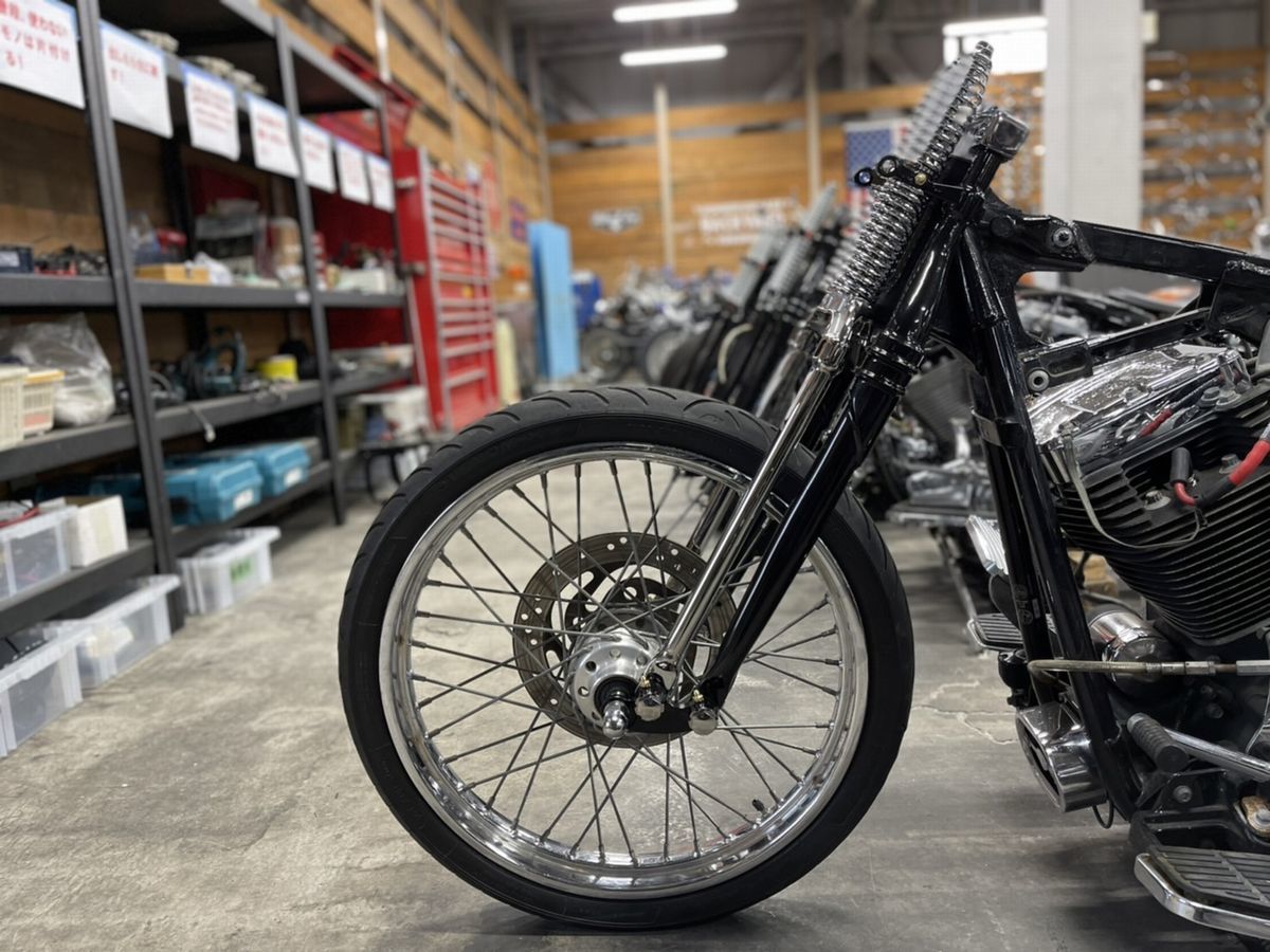 業界最安値】74スプリンガーフォーク19“ ハーレー・ショベル・パン