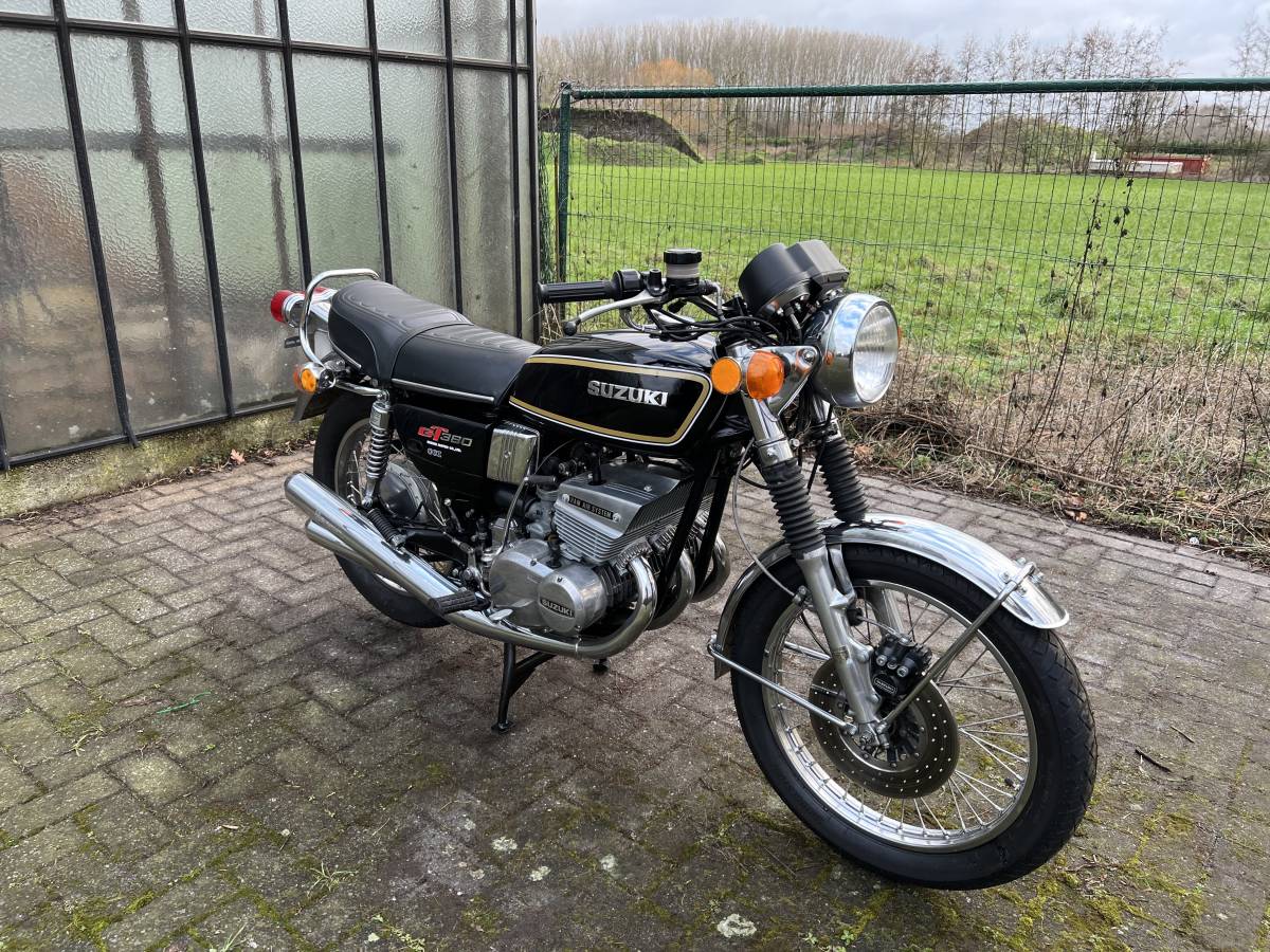 1976年 スズキ GT380 サンパチ | CBX400 | CB400F | GS400 | 400SS