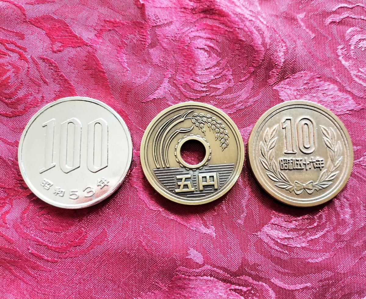 ☆ウケる！ 大きくなるコイン ミドルサイズのコイン ジャンボコイン ビッグコイン 100円玉 10円玉 5円玉 コイン マジック 手品 ☆】(コイン)｜売買されたオークション情報、Yahoo!オークション(旧ヤフオク!)  の商品情報をアーカイブ公開 - オークファン（aucfan.com）