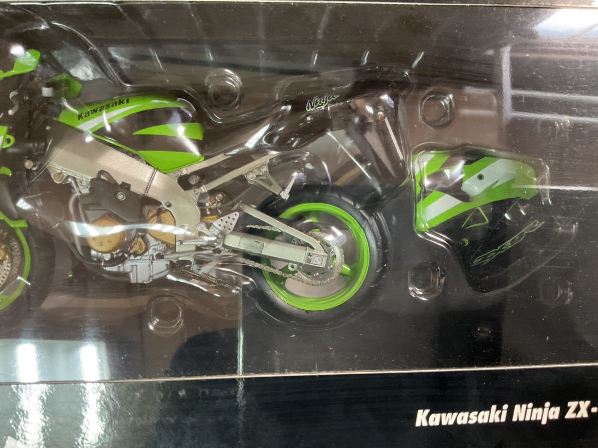 ミニチャンプス PMA 122 164200 1/12 Kawasaki Ninja ZX9R カワサキ