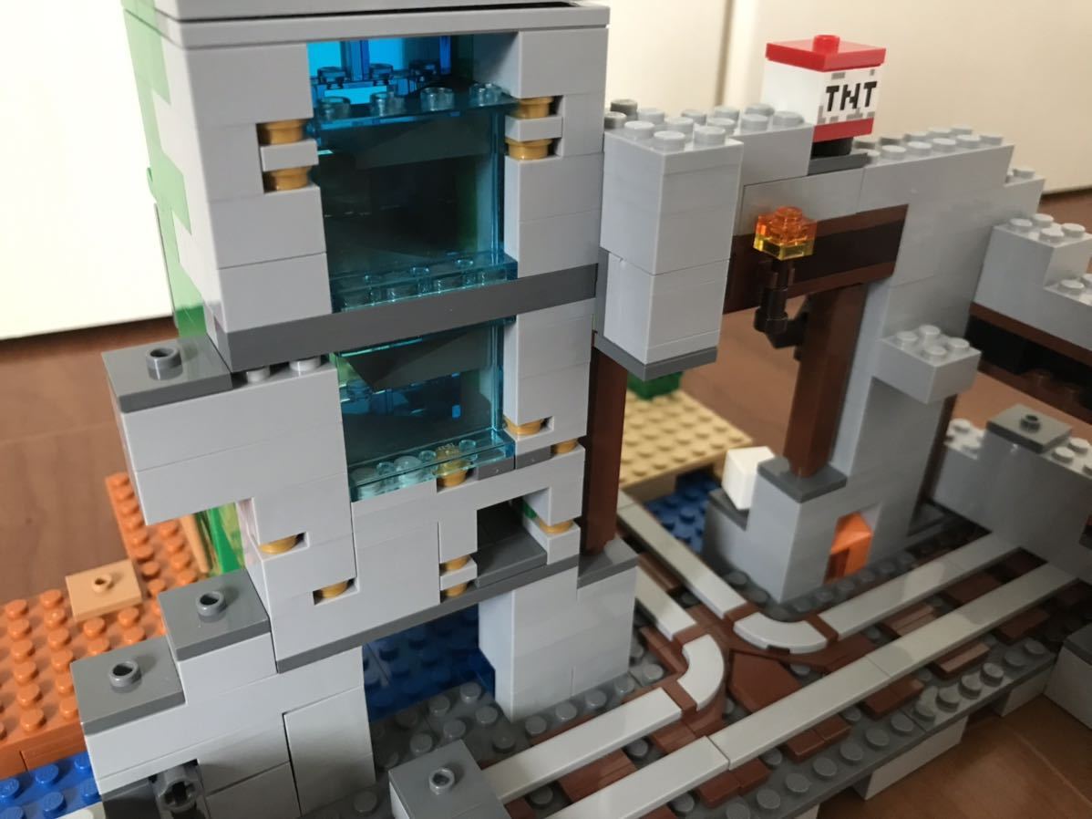 LEGO レゴ Minecraft マイクラ 2019年 21155 The Creeper Mine 