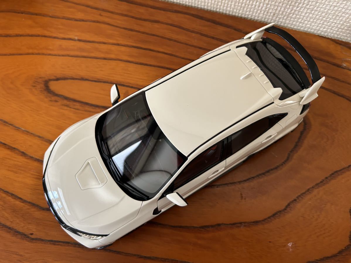 美品】京商 サムライ ホンダ シビック タイプR FK8 1/18 ミニカー 