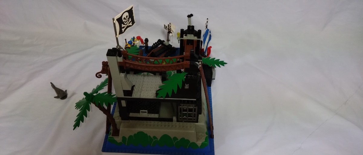 LEGO レゴ パイレーツ 海賊 南海の勇者シリーズ 砦 船 海賊砦(お城 
