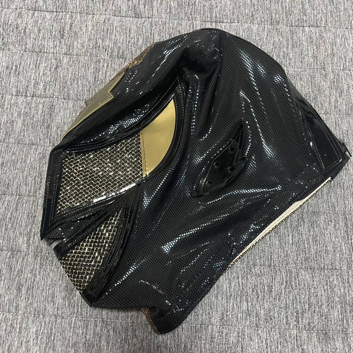 新日本プロレス スーパー ストロング マシン マスク 特殊ラメ 新日本プロレス スーパー ストロング マシン マスク 特殊ラメ