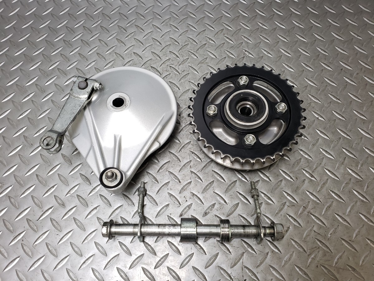スーパーカブ110（JA10）【リア ホイール】ブレーキパネル付 スーパーカブ110（JA10）リアホイール ブレーキパネル付 ja10 - Yahoo