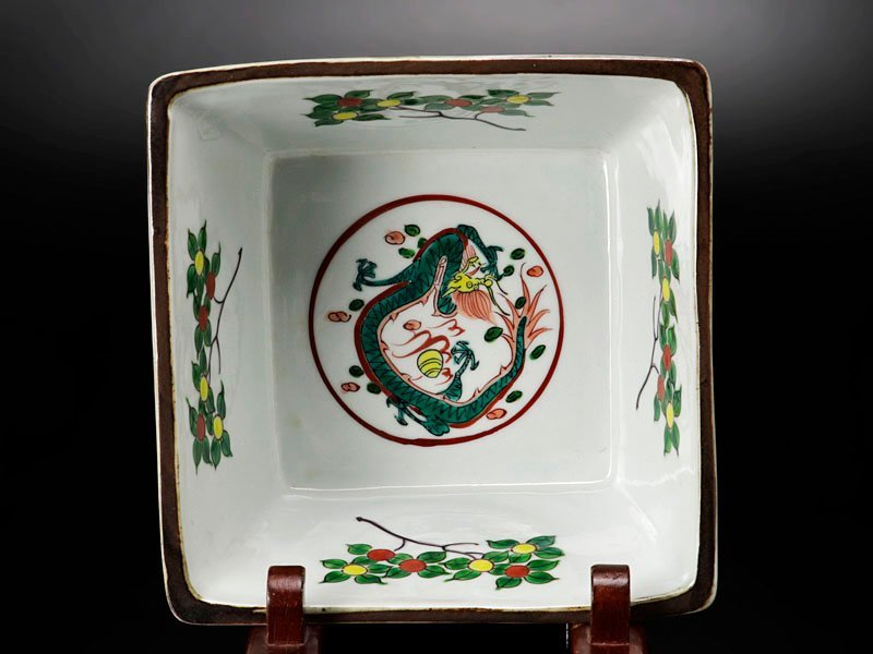 ★茶道具/陶磁器！オランダ 水指！『富田 恒峰』造！共箱！★ 古美味】富田恒峰造 赤絵万暦升型水指 茶道具 保証品 wM1T(水指)｜売買