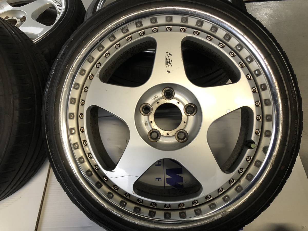 ケーニッヒ18インチ4本 センターキャップ有り 