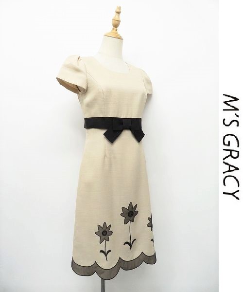 I275/ M'S GRACY ひざ丈ワンピース ドレス リボン 花柄 半袖 フレンチスリーブ クルーネック 38 M ベージュ
