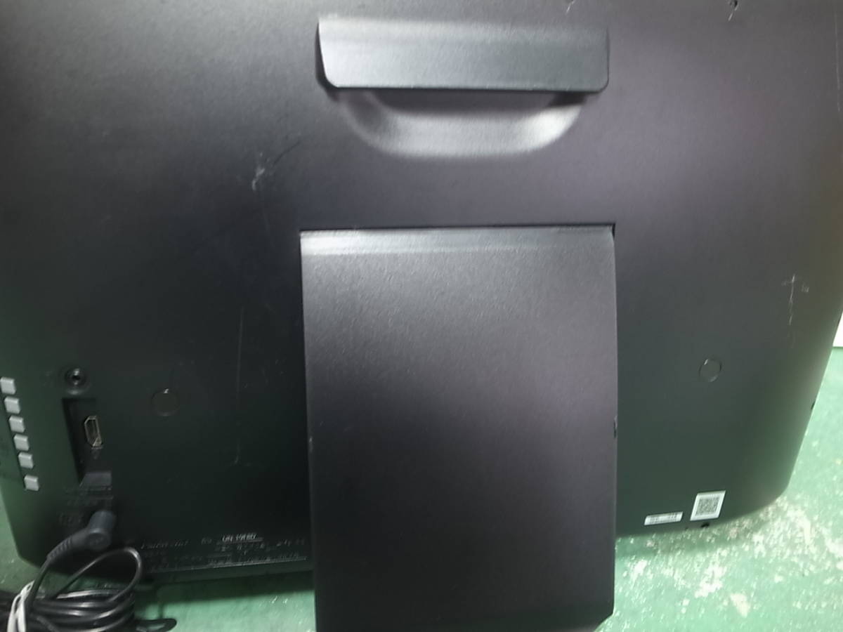 19年製☆パナソニック ポータブルテレビ☆UN-19F8D/UN-E8S