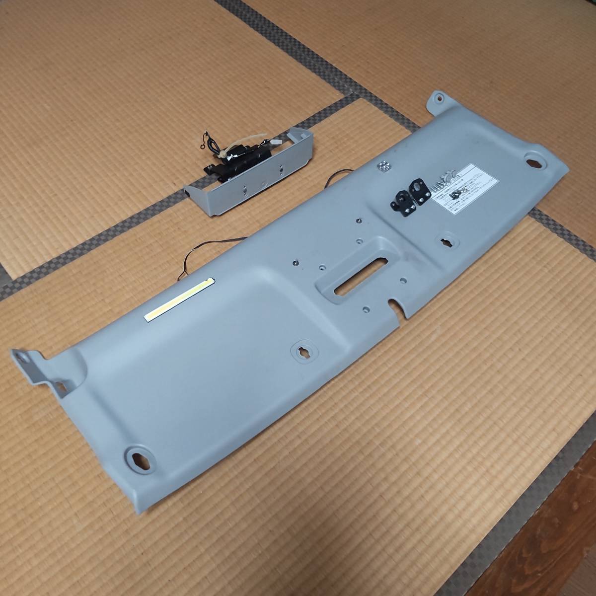 バモス　取り外し　ヘッドコンソール　中古　_1