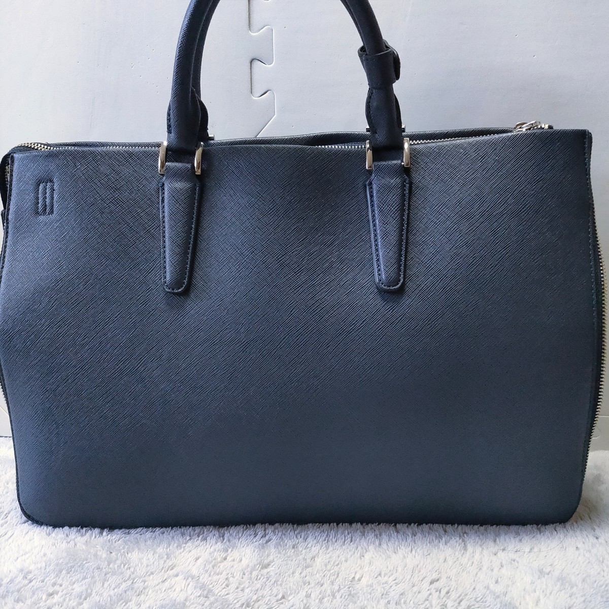 美品 SHIPS ビジネスバッグ レザー 大容量 ネイビー A4収納可 SHIPS 大