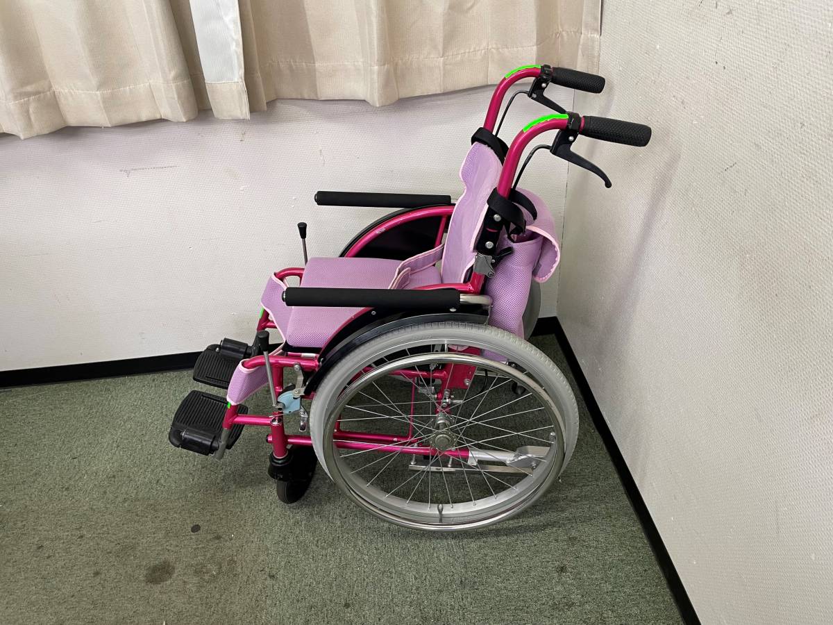 子供用自走式車いす・折り畳み式・フットブレーキ・転倒防止 車椅子 