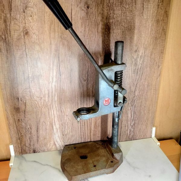 【中古】マキタ Makita 電気ドリル用 垂直型 ドリルスタンド 穴あけ 電動 工具 ドリルホルダー 工具 DIY ものづくり