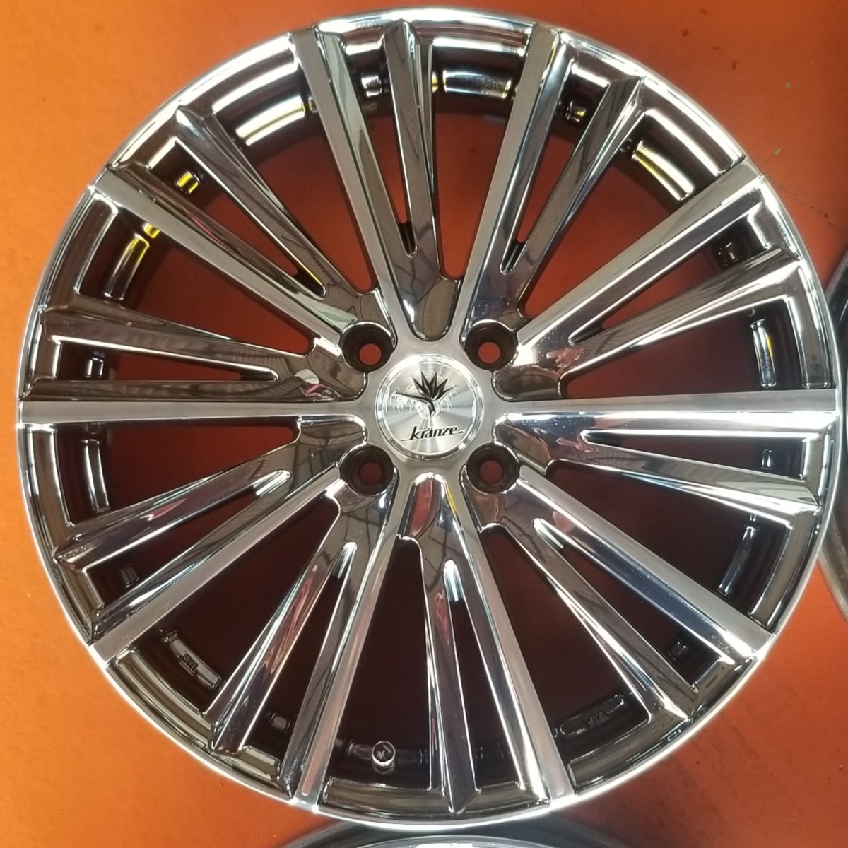 ☆中古 希少 程度良好☆ クレンツェ マジス 17インチ 5.5J +45 100-4H 