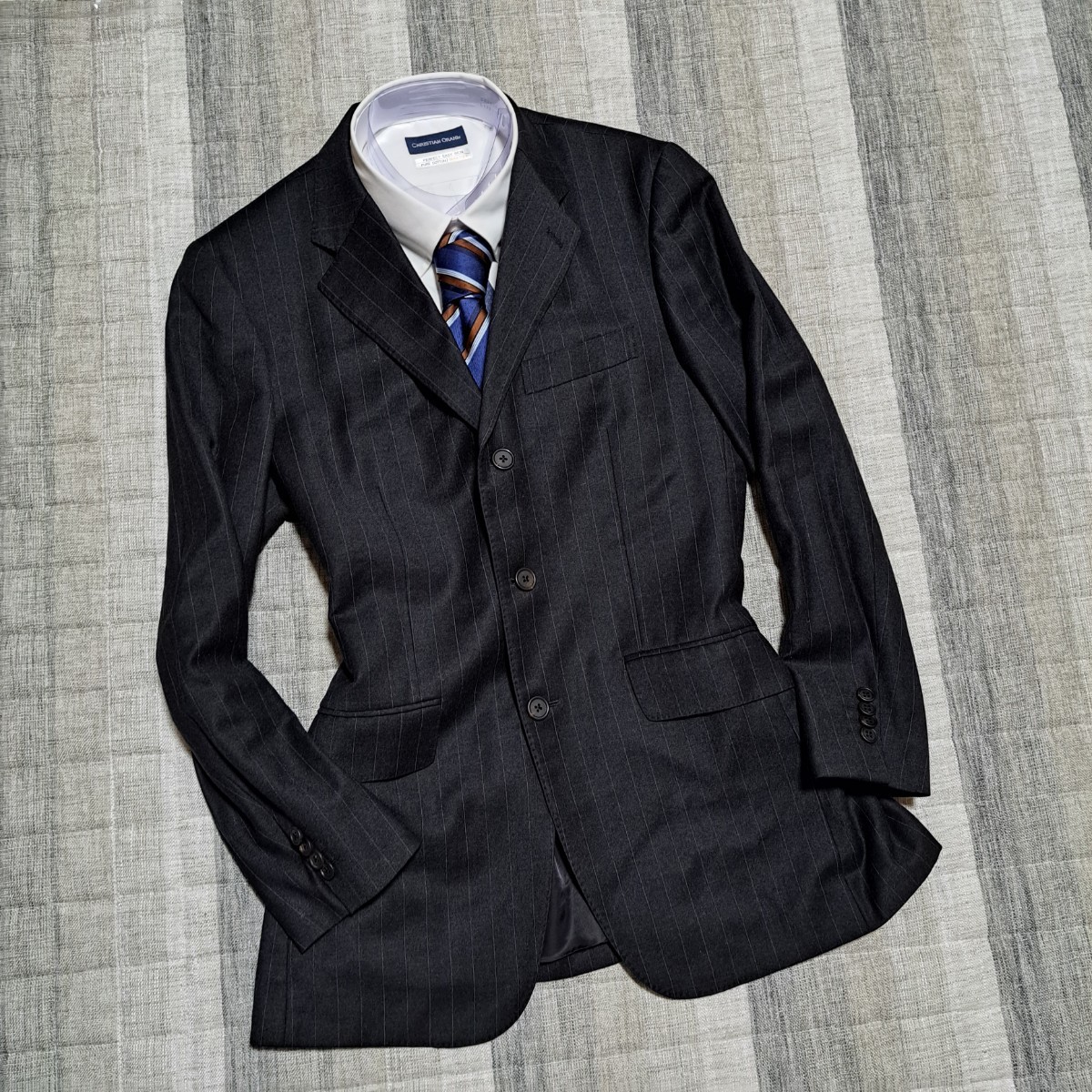 極美品✨ポールスミス極上のシルク♪セットアップスーツL お洒落な裏地 極美品✨ポールスミス極上のシルク♪セットアップスーツL お洒落な裏地