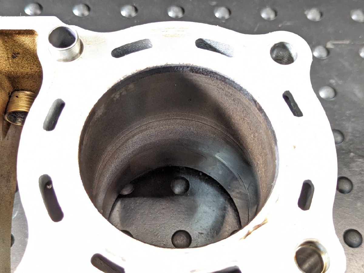 □カワサキ Dトラッカー250 純正 シリンダーピストン エンジン