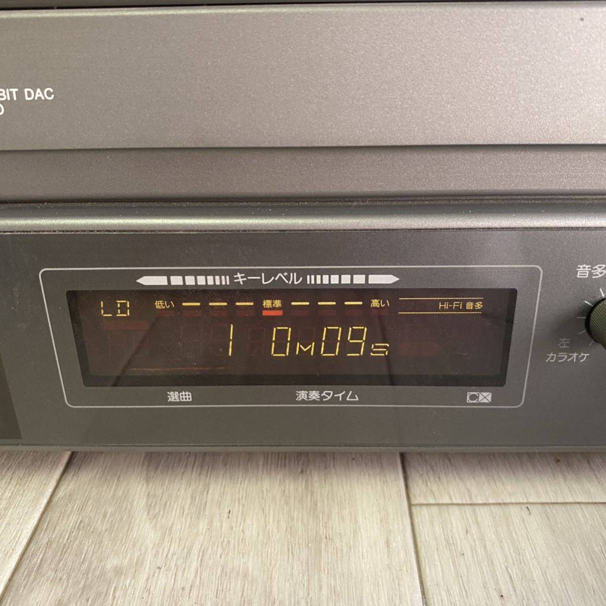 TOSHIBA XR-LK60 カラオケ レーザーディスクプレーヤー KARAOKE LD