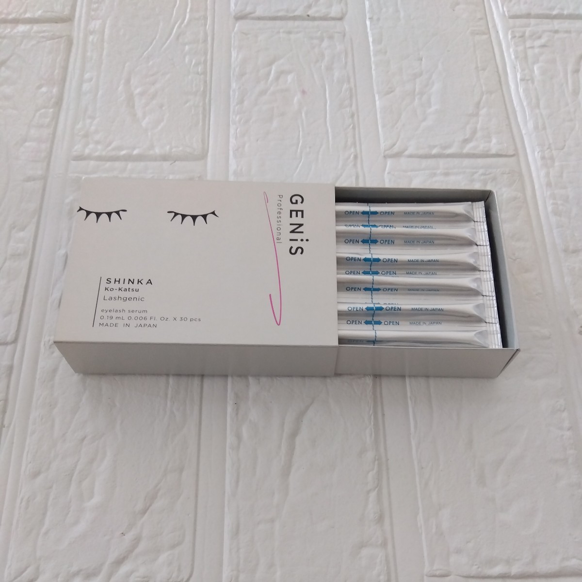 スキンケア・基礎化粧品 GENi'S SHINKA Lashgenic まつ毛美容液 29本入り