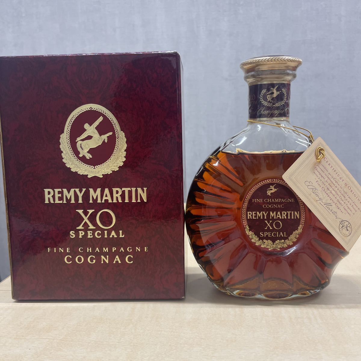 REMY MARTIN SPECIAL レミーマルタンXOスペシャル 古酒 箱付き ブランデー 【a0256】