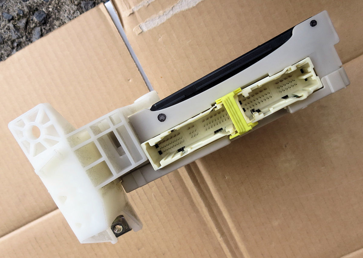 プリウス ZVW30 マルチプレックス MPX 89221-47110 82730-47440-A 