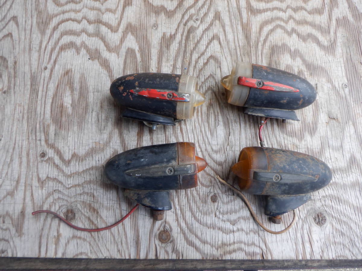 ホンダ　ドリームMF？　350ｃｃ？　ウインカー4個　中古品