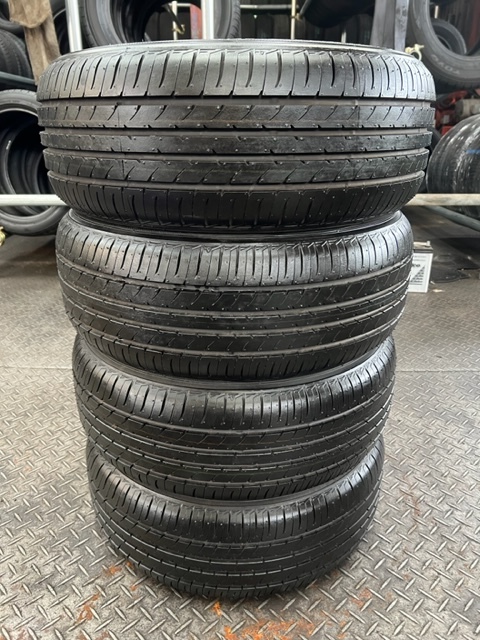 185/55R15 TOYO NANOENERGY 3 PLUS 2022年製 4本 22，000円 京都から