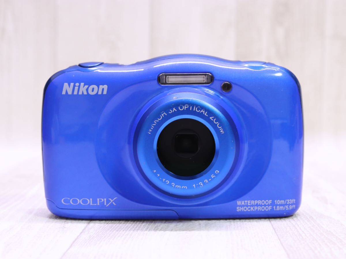 21. NIKON COOLPIX W100・ブルー ・ 2.7型・約1317万画素・光学3倍 