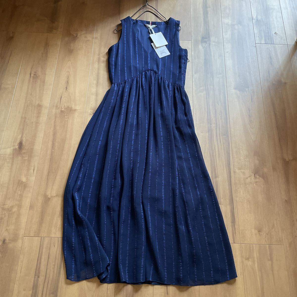 新品　トミーヒルフィガー　ロングワンピース　ブルー