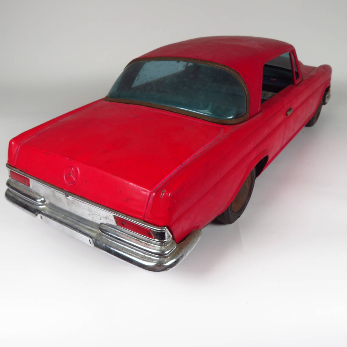 大きなメルセデスベンツのブリキ 旧車 昭和レトロ