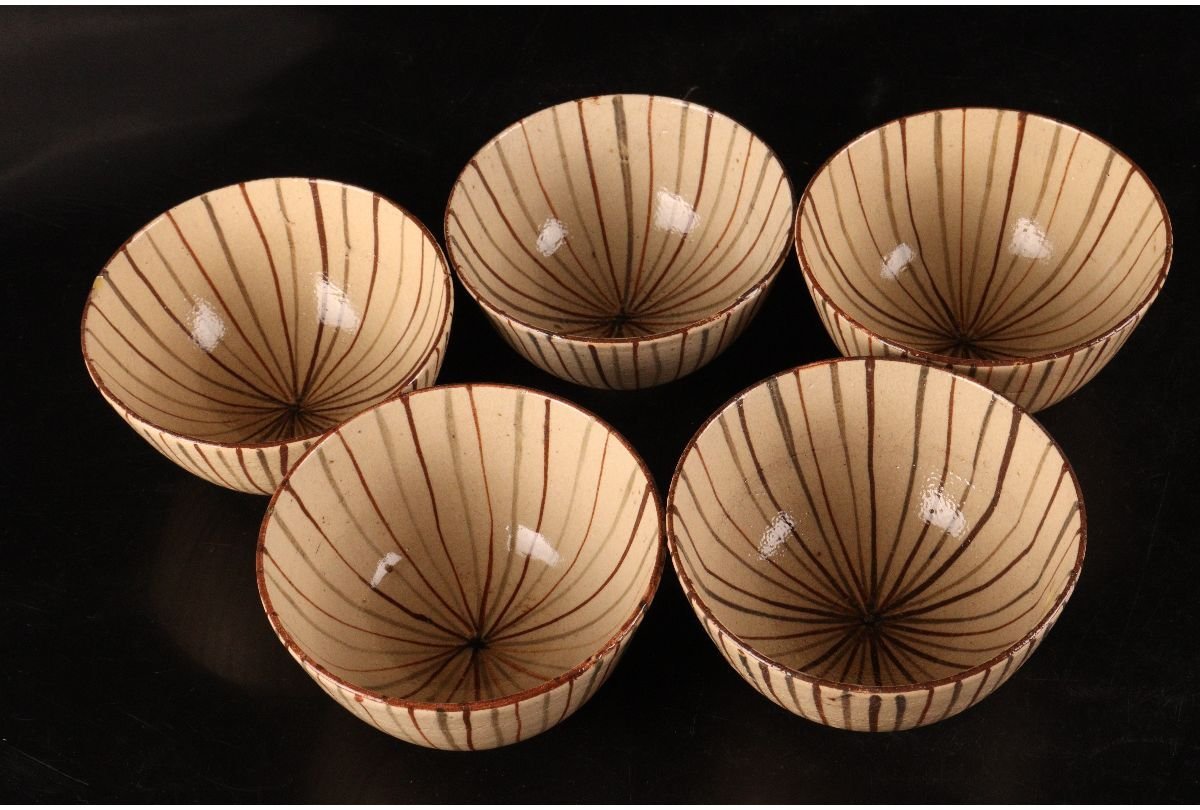 「麦わら手(で)を愉しむ！」瀬戸焼き蓋茶碗(直径11.5cm) 4客セット 骨董 麦わら手(で)を愉しむ！」瀬戸焼き蓋茶碗(直径11.5cm) 4客セット