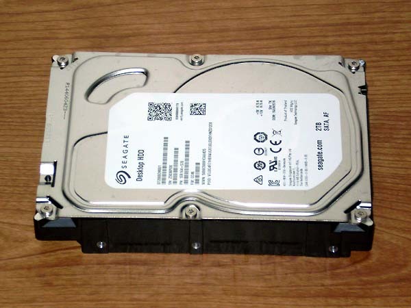 ★ 2TB ★ Seagate 【 ST2000DM001 】 F/W：CC26　3枚プラッタ 稼働少★YB2