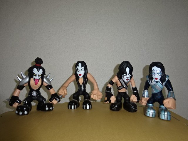 KISS フィギュア 4体セット 未開封品 マクファーレントイ KISS